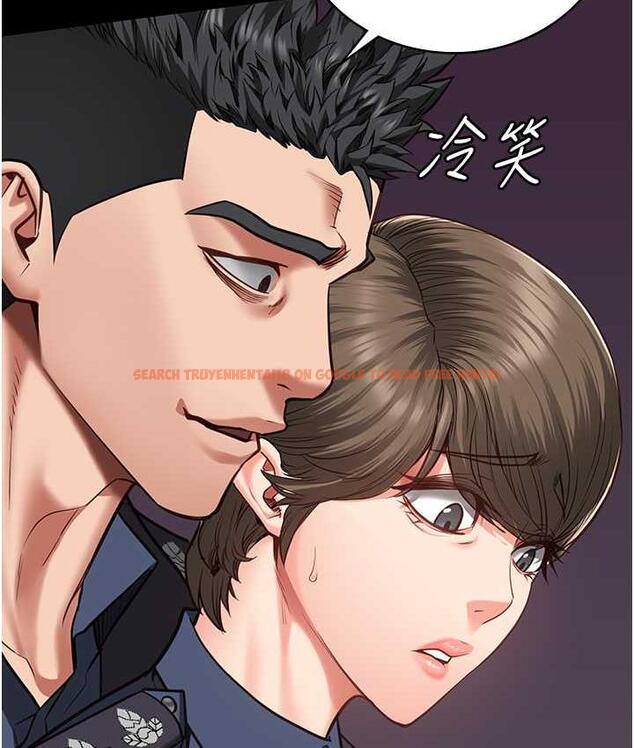 查看漫画監獄女囚 - 第54話-強姦妳家主人給我看 - tymanga.com中的1679672图片