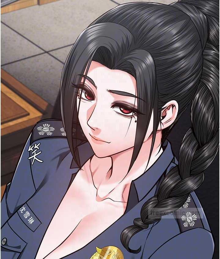 查看漫画監獄女囚 - 第58話-深藏不露的沈典獄長 - tymanga.com中的1768826图片