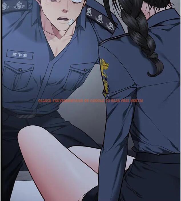 查看漫画監獄女囚 - 第66話-這尺寸有點…哼呃! - tymanga.com中的1938572图片