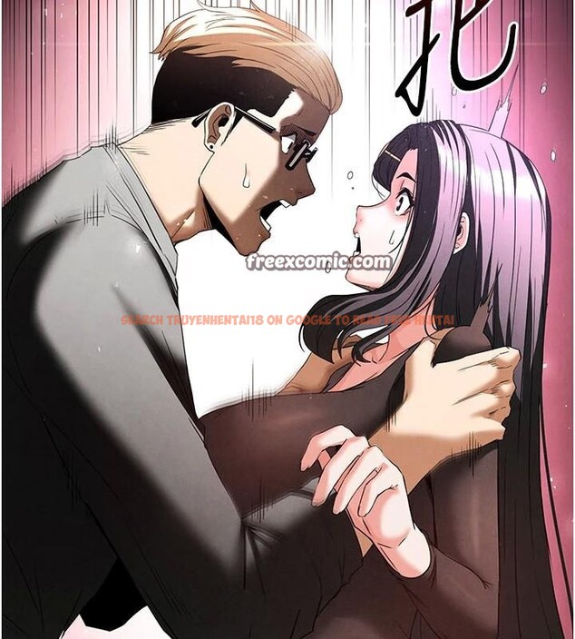 查看漫画末日鵰堡 - 第33話-被強扯絲襪的少女世熙 - tymanga.com中的3463352图片
