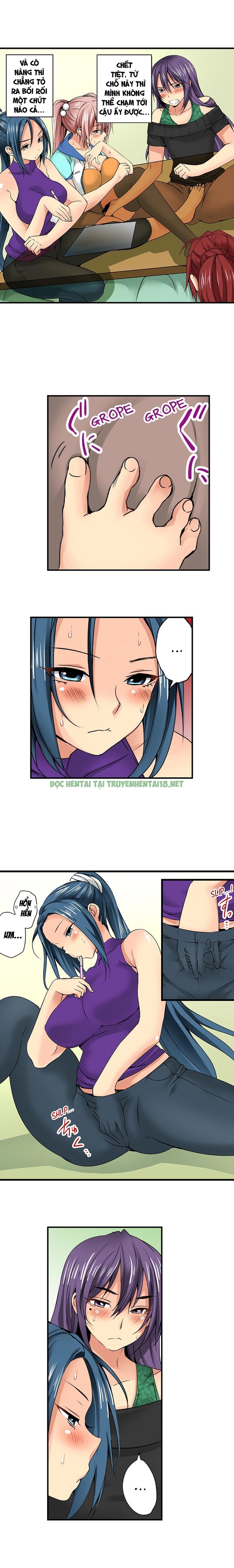 Hình ảnh 4 trong Sneaked Into A Horny Girls' School - Chapter 17 - Hentaimanhwa.net