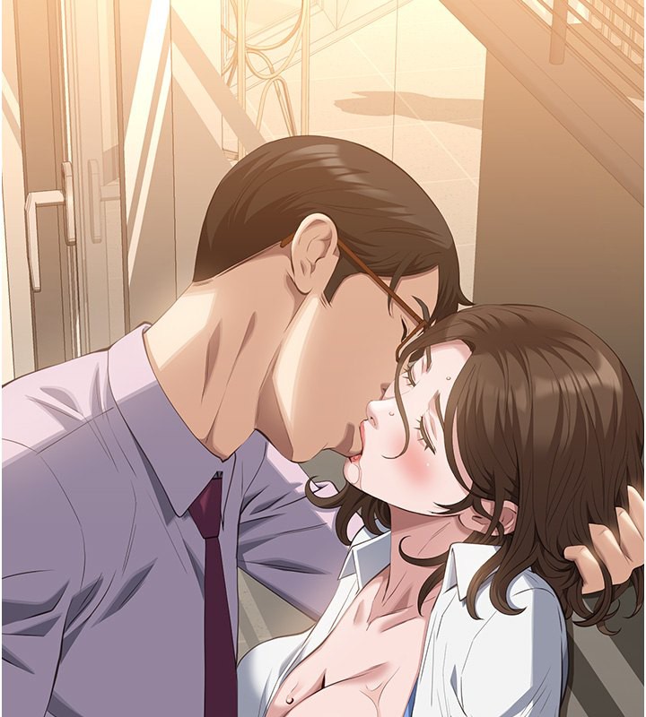 查看漫画萬能履歷表 - 第110話-在地鐵目睹出軌現場 - tymanga.com中的2592271图片