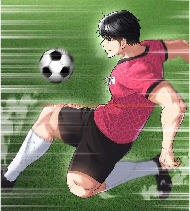 查看漫画足球型男脫單指南 - 第49話-洋妞的驚人胸器 - tymanga.com中的4208703图片